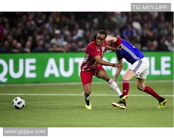 足球球星如何保持低伤病率专业训练与体能管理的关键因素分析